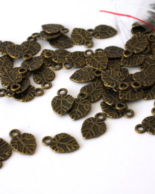 Charm frunza