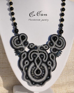 Colier soutache negru-argintiu