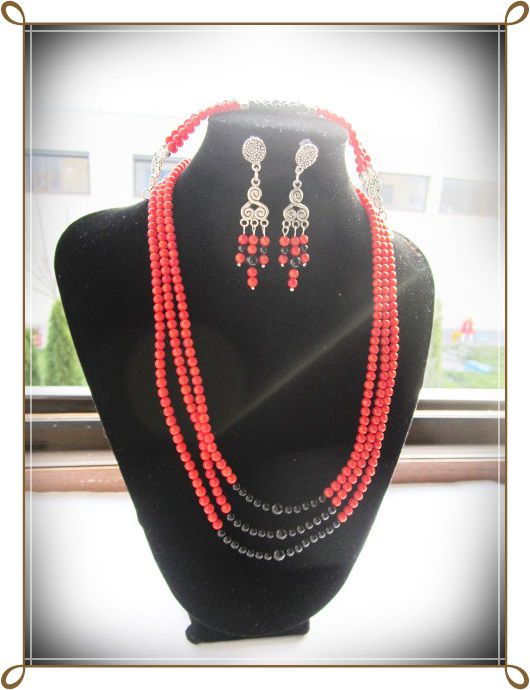 SET- CORAL ROSU SI ONIX NEGRU