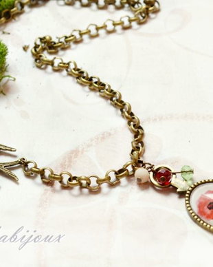Colier cu pandantiv maci-Colectia,,Blossoming jewelry"