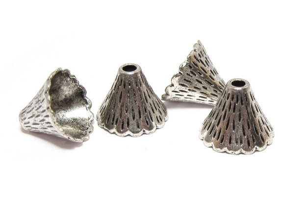 Capacel metalic, argintiu antichizat, 9x12 mm