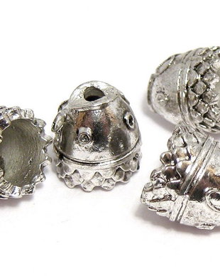 Capacel metalic, argintiu antichizat, 10x10 mm