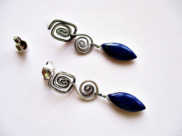 Cercei argint oxidat si lapis lazuli "Spirale...geometrice"