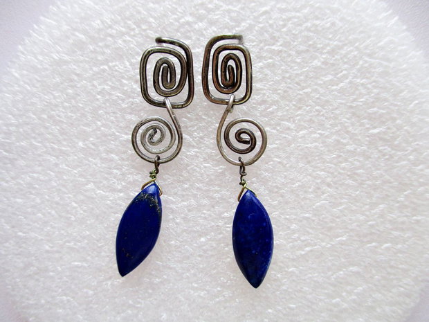 Cercei argint oxidat si lapis lazuli "Spirale...geometrice"