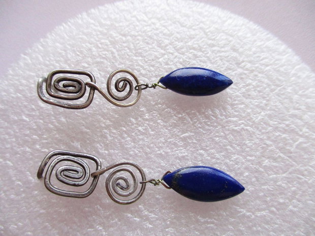 Cercei argint oxidat si lapis lazuli "Spirale...geometrice"