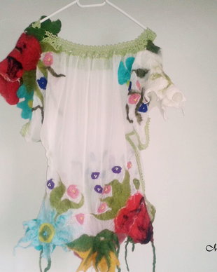 Bluza de vara din matase cu flori impaslite - Flori de vara
