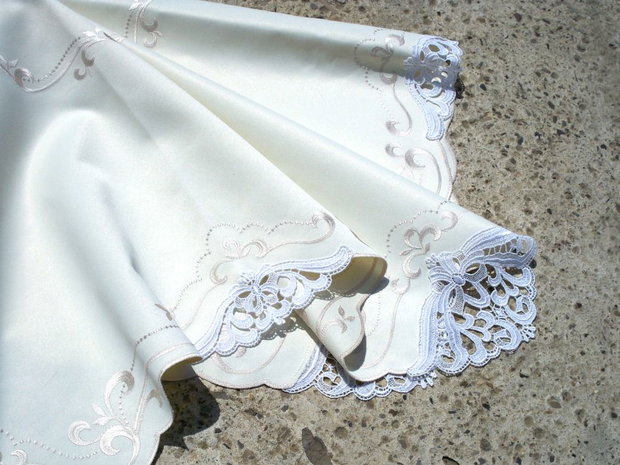 Accesoriu dantelat6