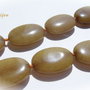 Jad oval mustar - kaki aprox 7x18x25 mm