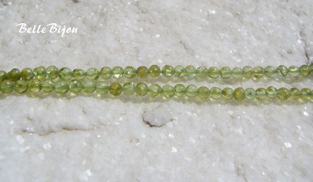 Peridot aprox 3 mm - sir 17 cm