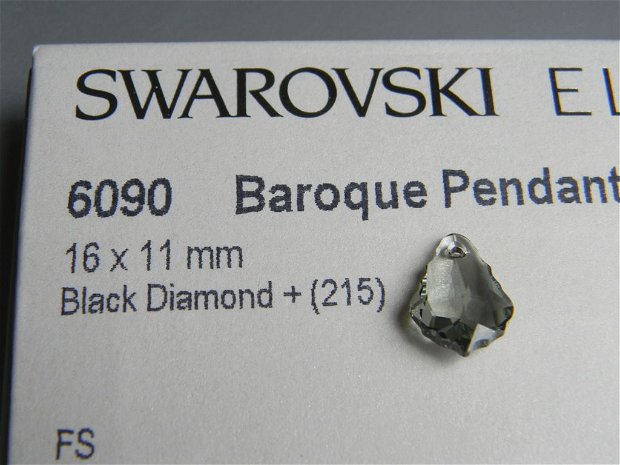 Pandantiv Swarovski - Baroc 16 mm - 6090-215