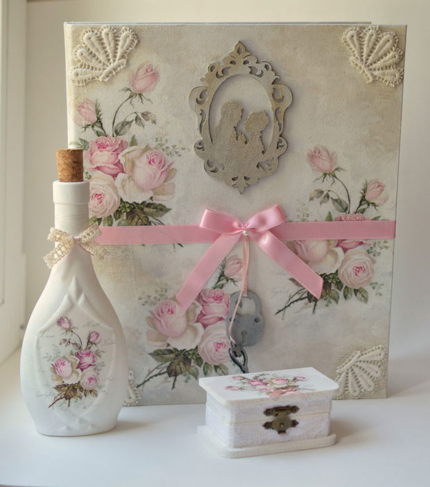 Cutie de verighete "Dusted roses"