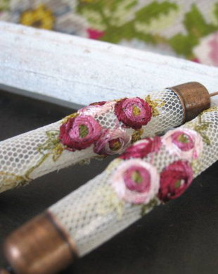 Cercei broderie