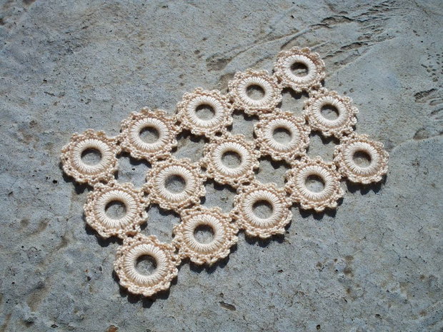 Accesoriu crosetat