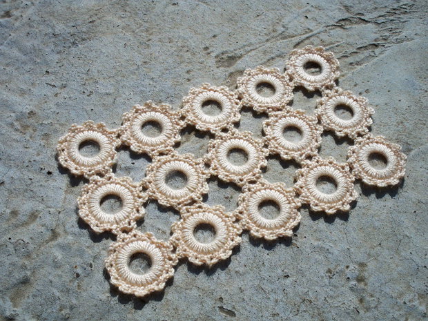 Accesoriu crosetat