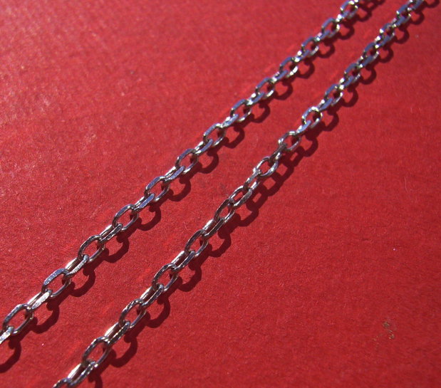 Lant din argint cu zale sudate de aprox 2x3 mm