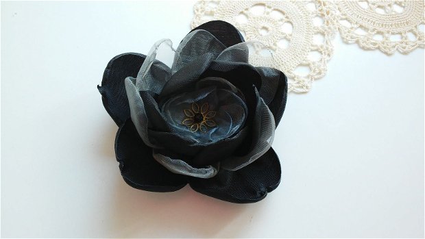 Floare Black elegance - pentru comanda