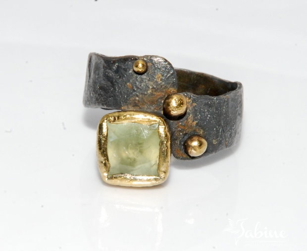Inel argint 925 cu prehnit faţetat, placat selectiv cu aur 24K