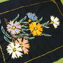 Broderie flori