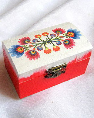 Cutie lemn cu motiv traditional 27251