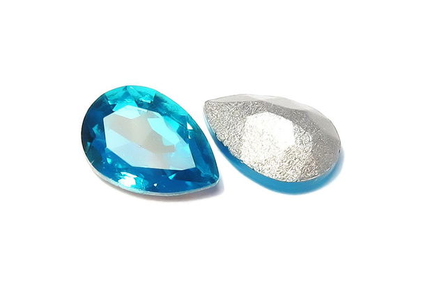 Cabochon din sticla, 8x6 mm, aquamarin