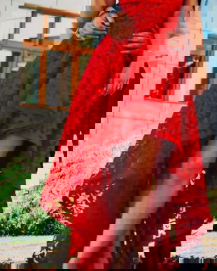 Rochie rosie superba