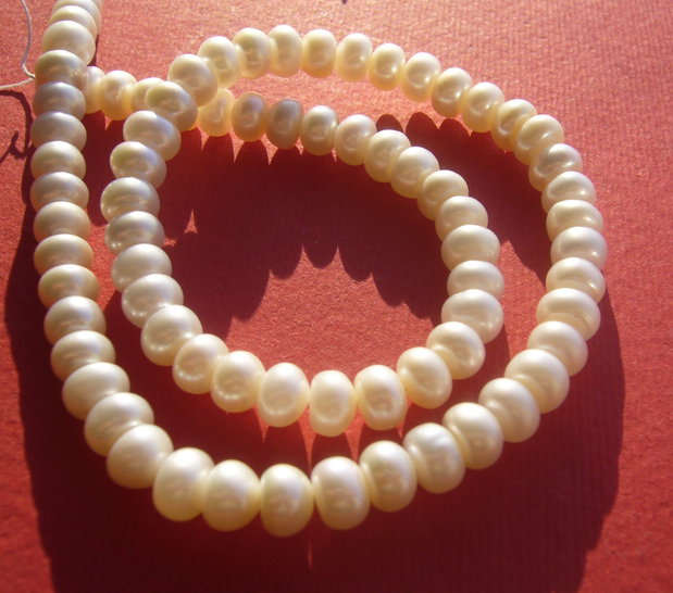 Perle de cultura albe rondele aprox 7x4-5 mm