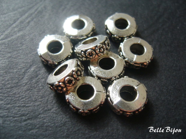 Margea metalica stil Pandora cu model floral aprox 4x10 mm