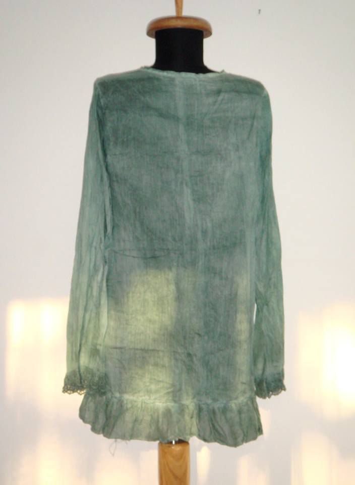 Blazer din batist fin, verde, accesorizat cu dantela