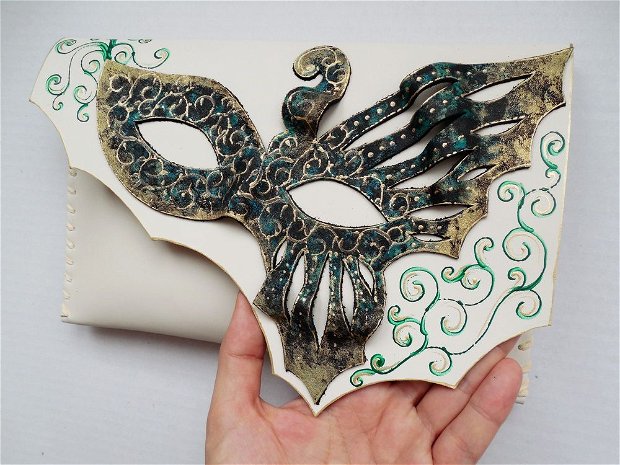 poseta plic handmade unicat din piele - Fairy Butterfly Mask 2