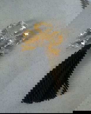 BROSA FUNDITA ELEGANTA CU CIUCURE DE MATASE