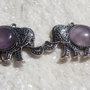 Pandantiv elefant cu cabochon din ametist