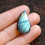 Cabochon Labradorit  flashy  - lacrima neregulata - TE008