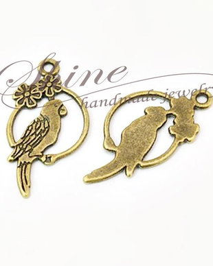 Pandantiv papagal, bronz antic