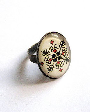 Inel  cu motiv traditional 27383