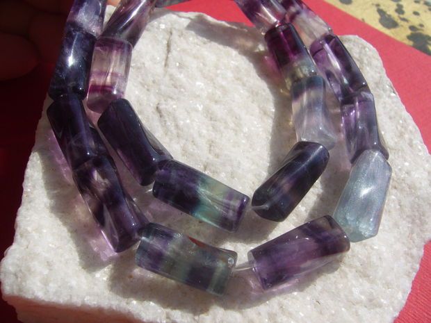 Tuburi rasucite din rainbow fluorite ... SUPERBE...