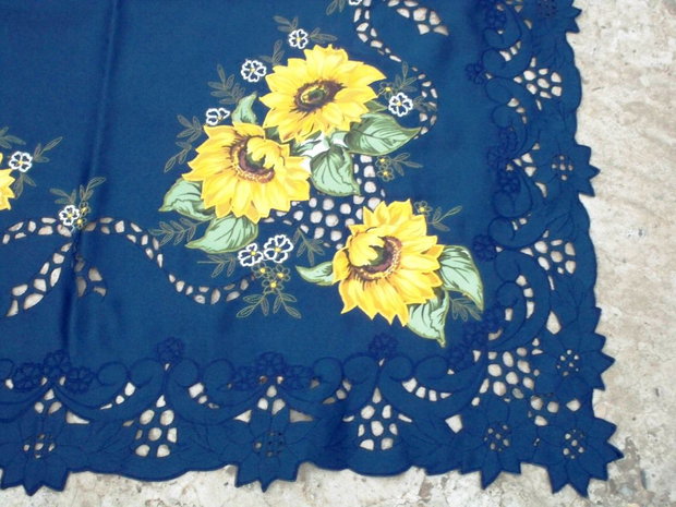 Broderie floarea-soarelui