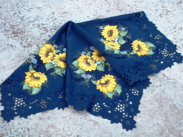 Broderie floarea-soarelui
