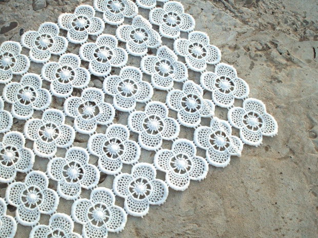Dantela 13