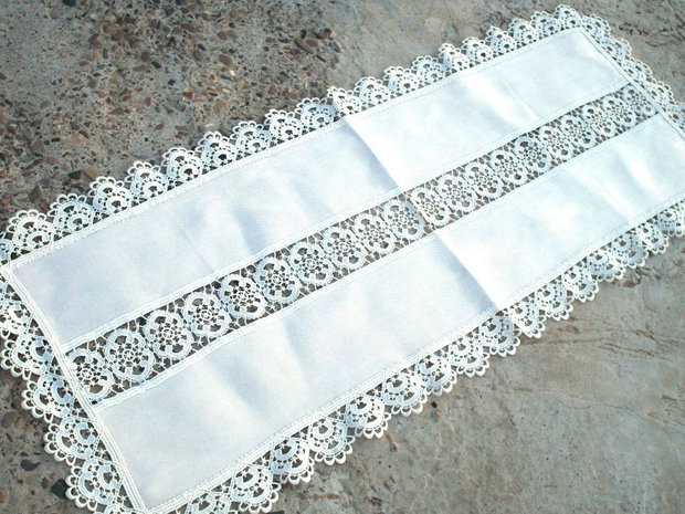 Accesoriu dantelat 6