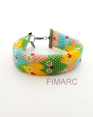 ''Bufnite pastelate''- bratara din margele Toho 11/0