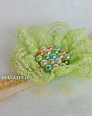 Bentita eleganta verde cu perle-unicat