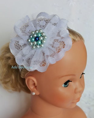 Bentita eleganta alb-bleu cu perle-unicat