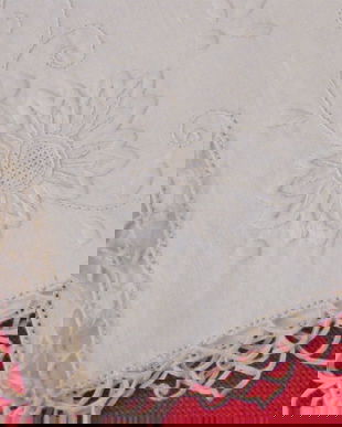 Servet cu broderie manuala si dantela