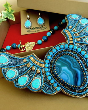 "Nostalgia of the flight" - set colier si cercei, bead-embroidery