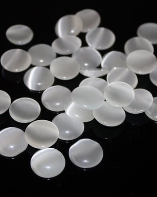 Cabochon cat eye