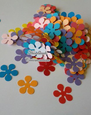 Confetti flori