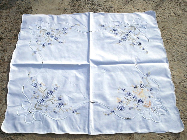Broderie florala 4