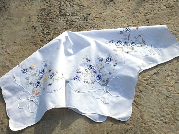Broderie florala 4
