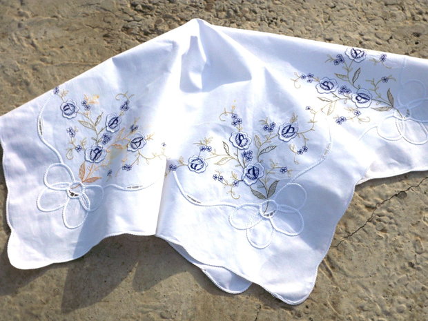 Broderie florala 4