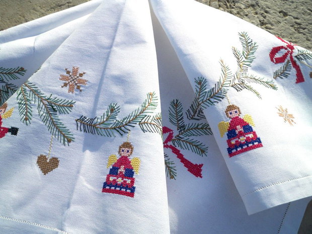 Broderie Craciun